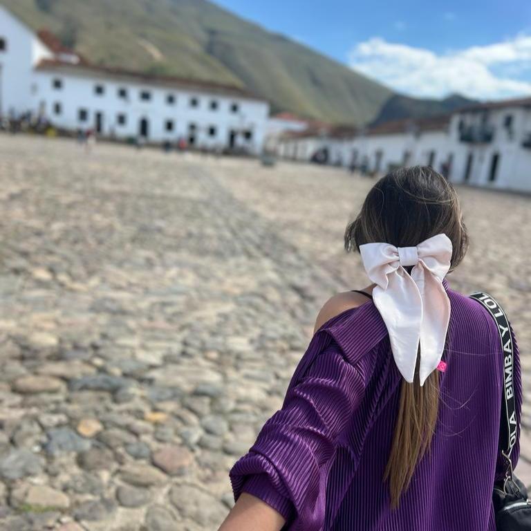 MOÑO ALICIA
