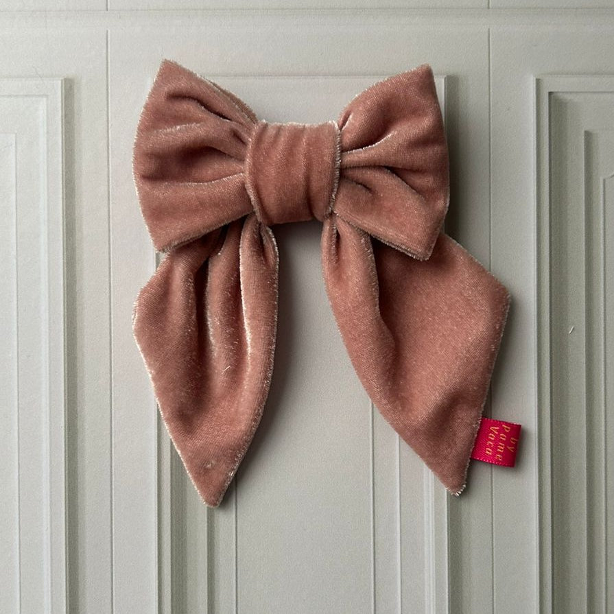 MOÑO - ALE NIÑA VELVET