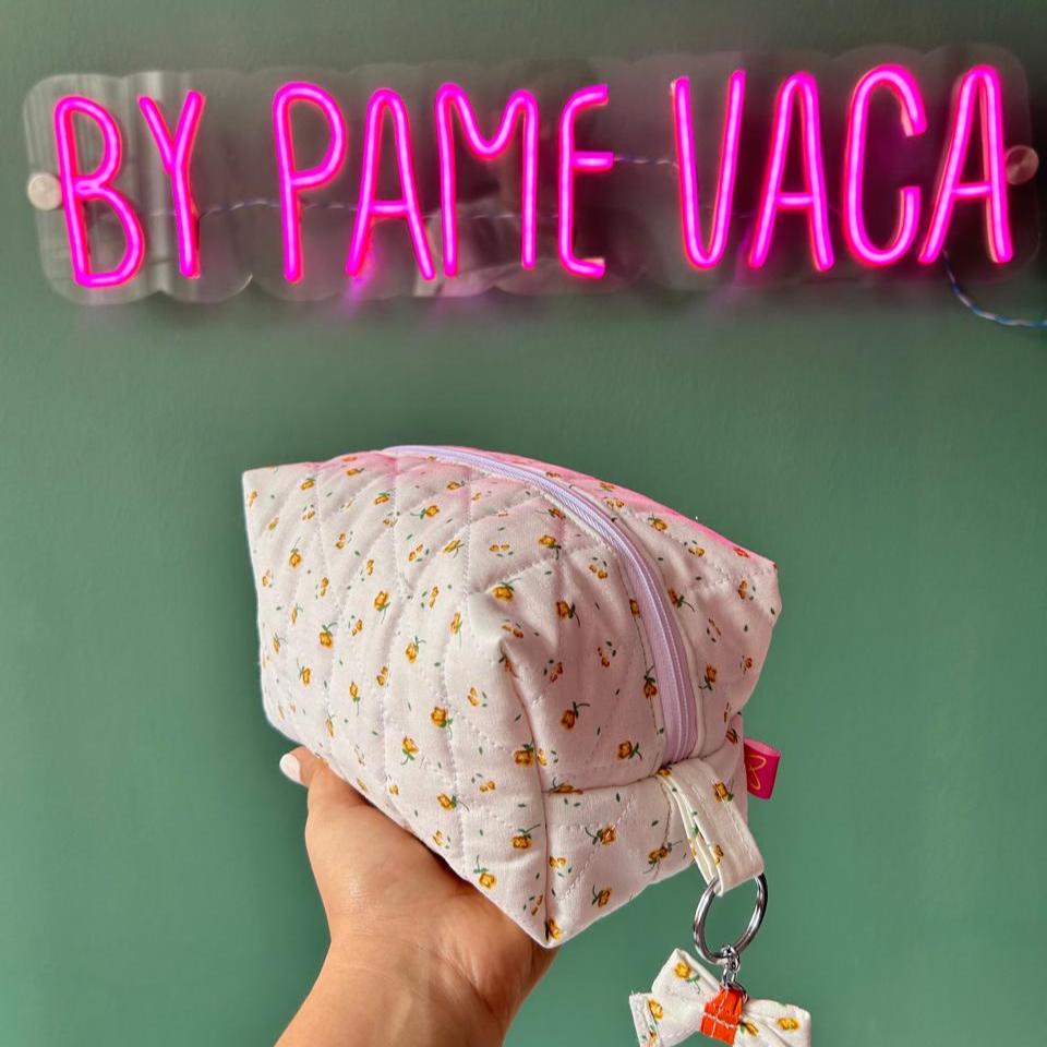 COSMETIQUERA MEDIANA