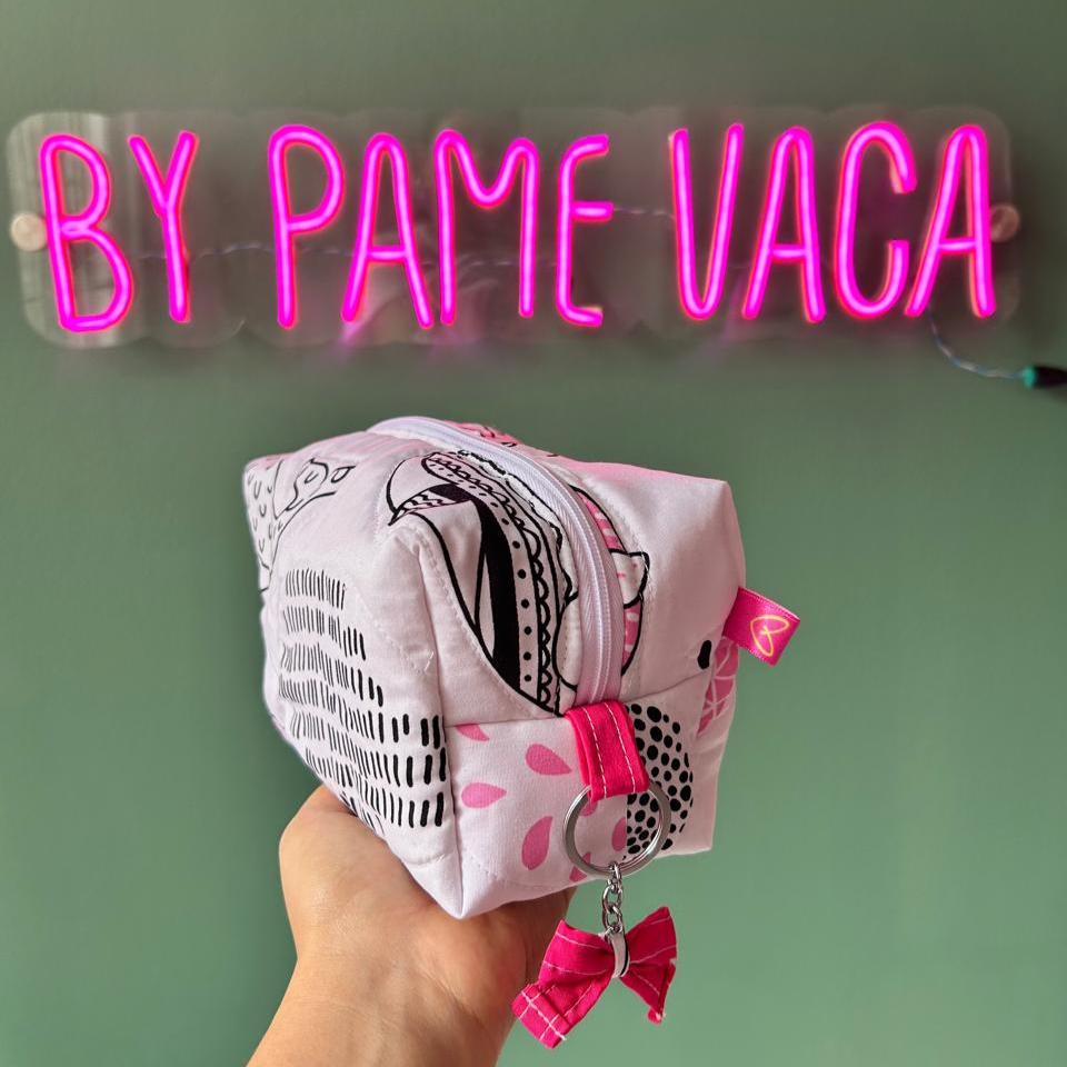 COSMETIQUERA MEDIANA