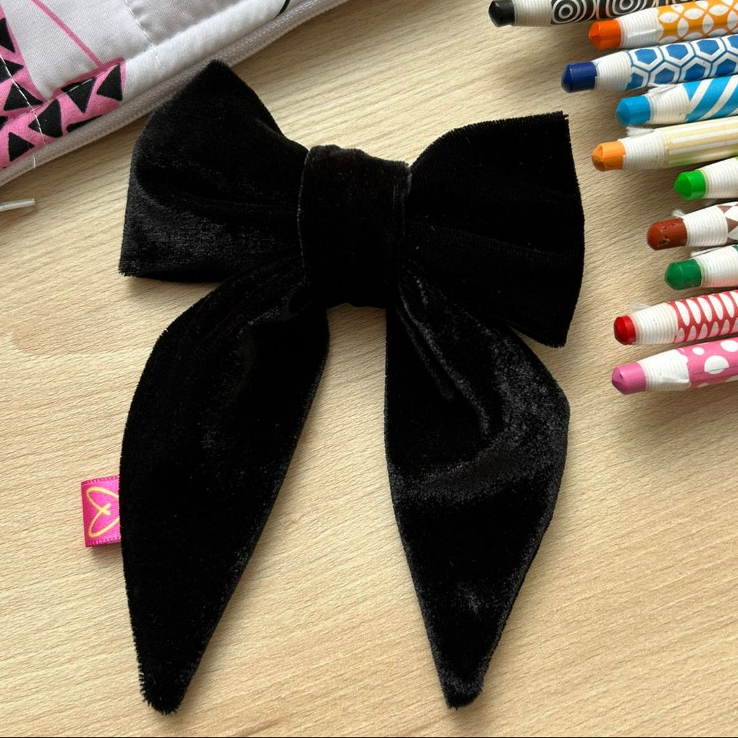 MOÑO - ALE NIÑA VELVET