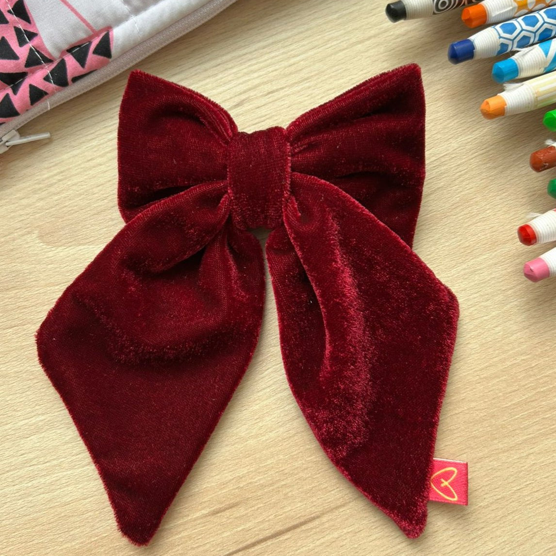 MOÑO - ALE NIÑA VELVET