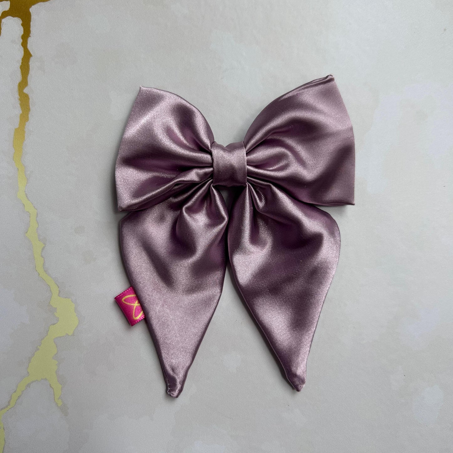 MOÑO ALE PEQUEÑO SATIN