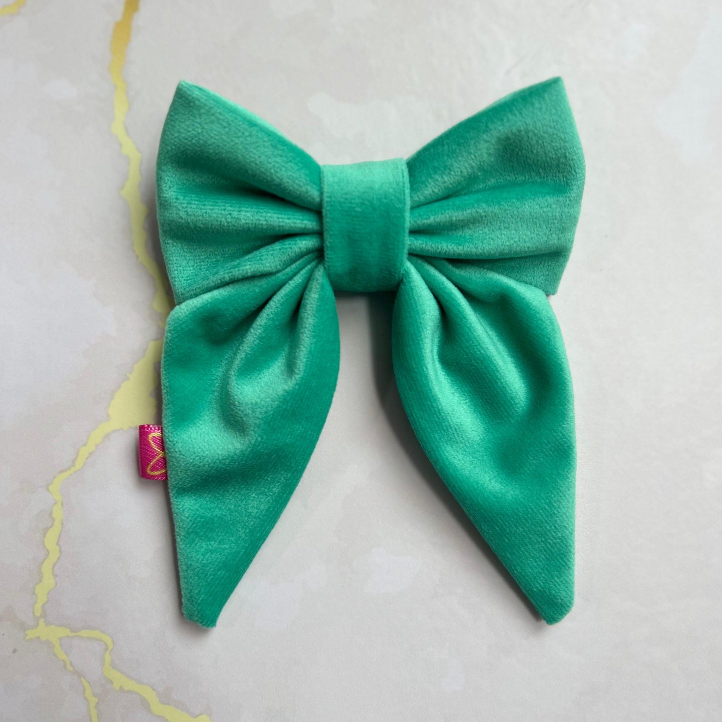 MOÑO - ALE NIÑA VELVET