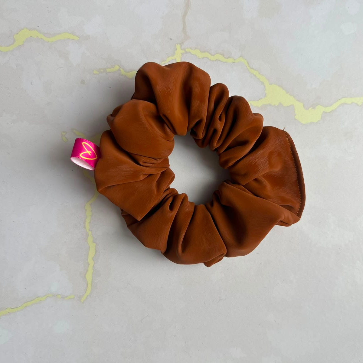 SCRUNCHIE  M